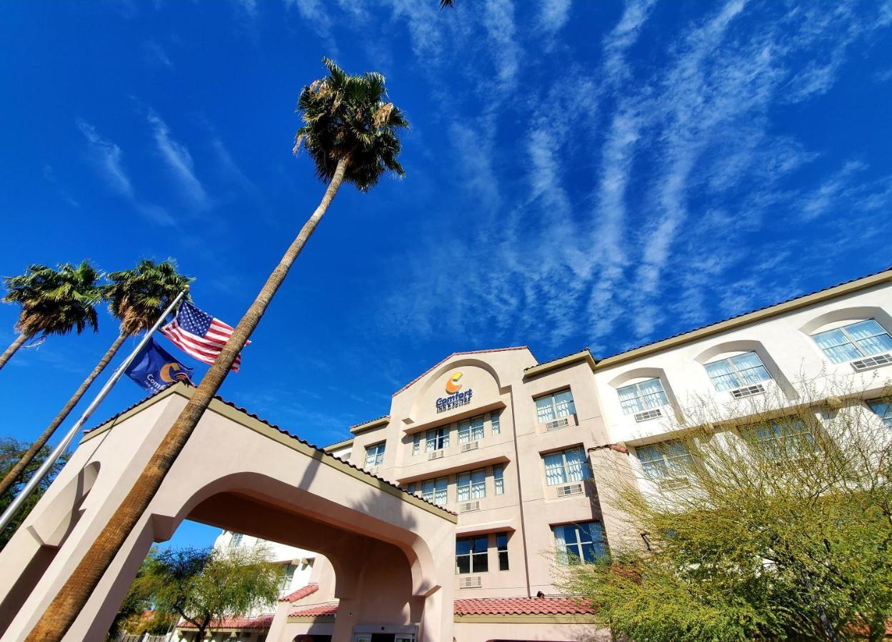 Comfort Inn & Suites Tempe Phoenix Sky Harbor Airport Екстер'єр фото
