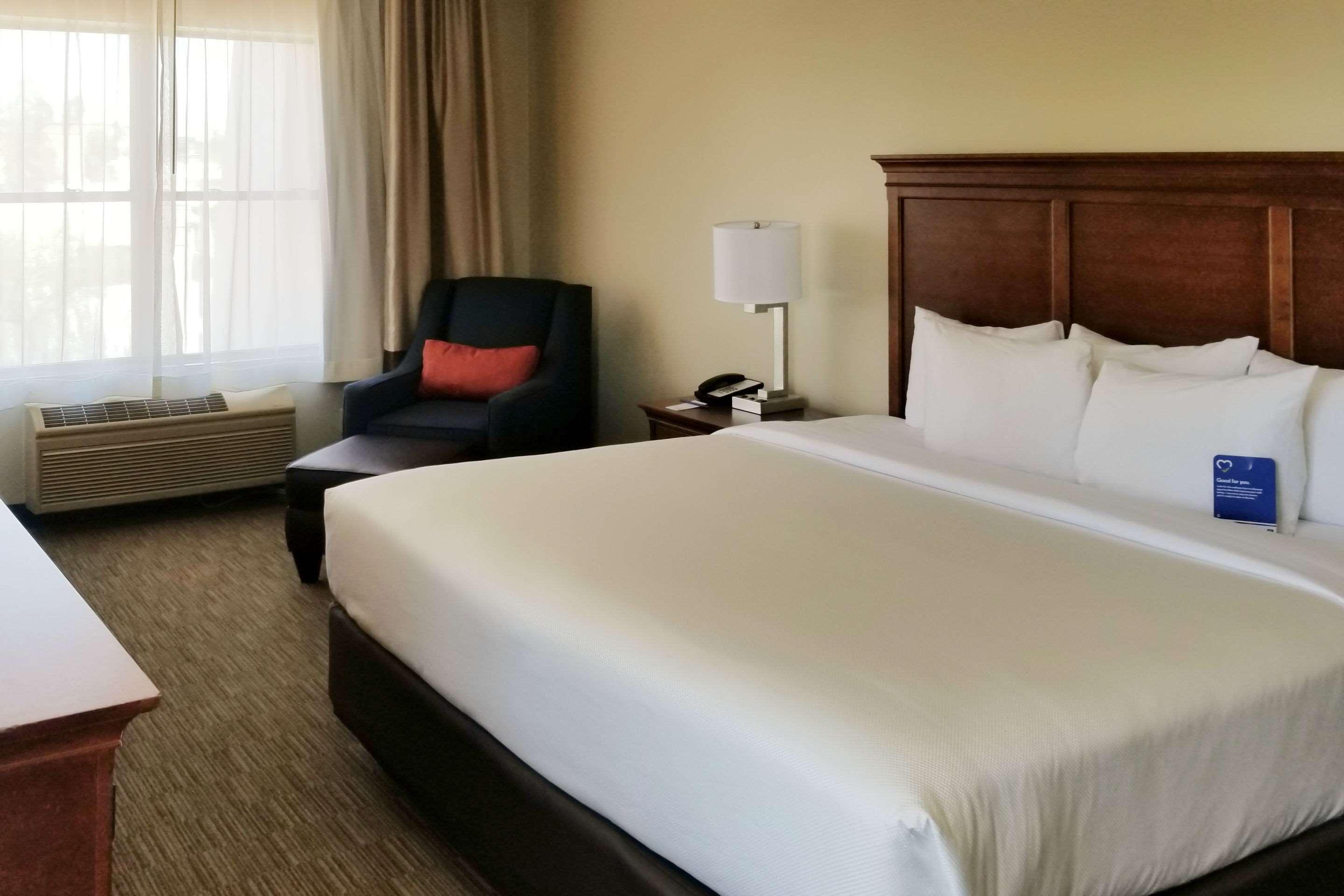 Comfort Inn & Suites Tempe Phoenix Sky Harbor Airport Екстер'єр фото