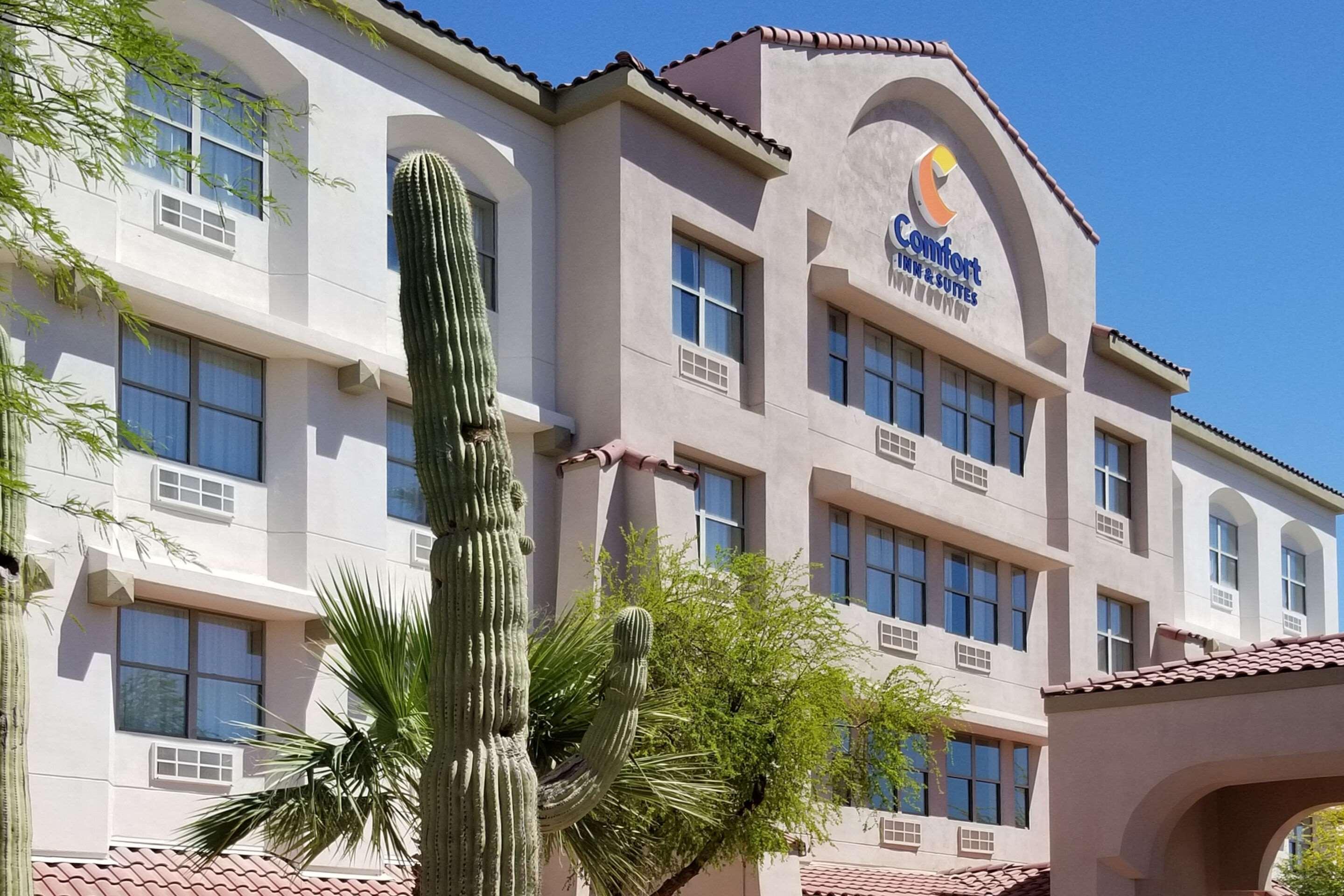 Comfort Inn & Suites Tempe Phoenix Sky Harbor Airport Екстер'єр фото