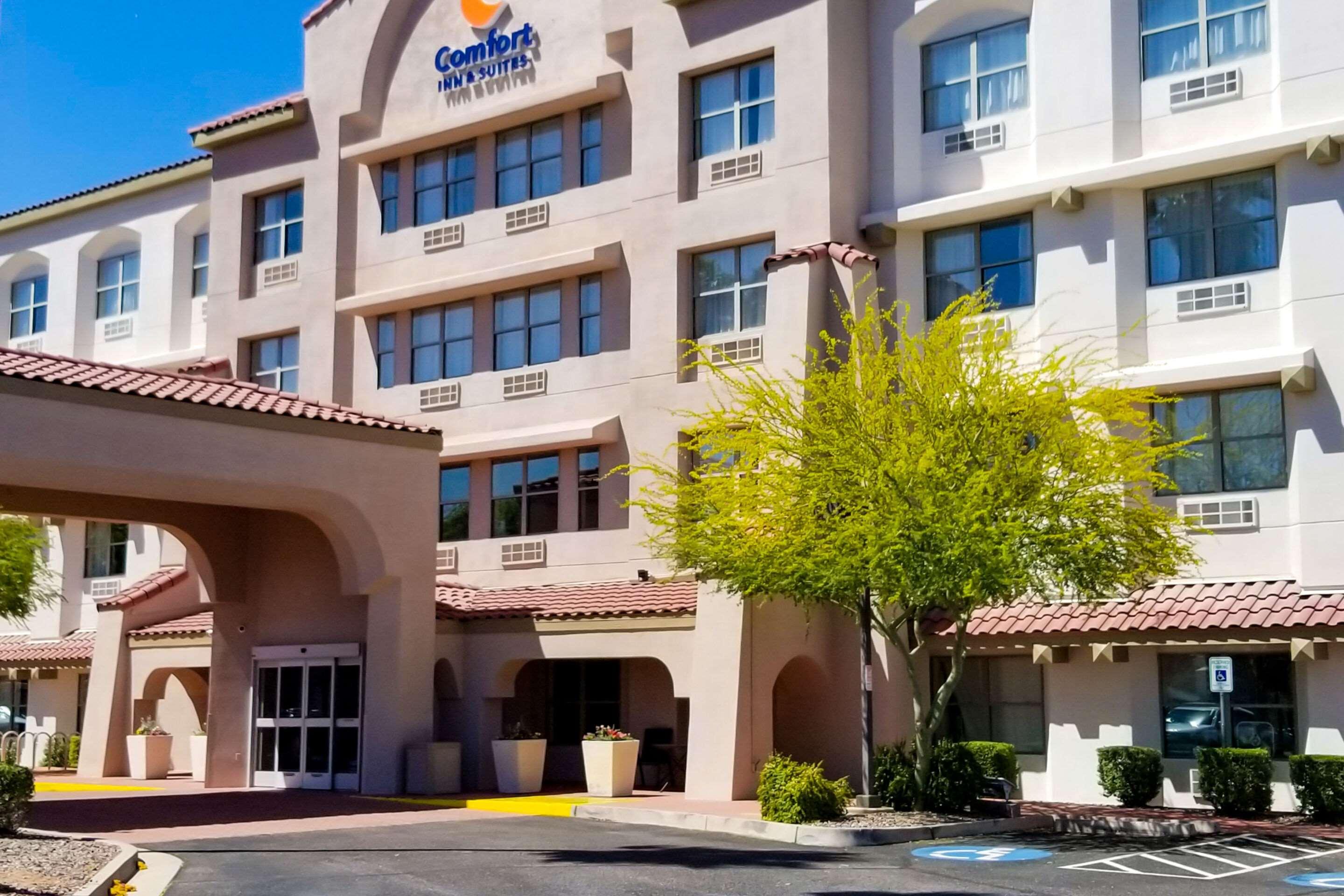 Comfort Inn & Suites Tempe Phoenix Sky Harbor Airport Екстер'єр фото