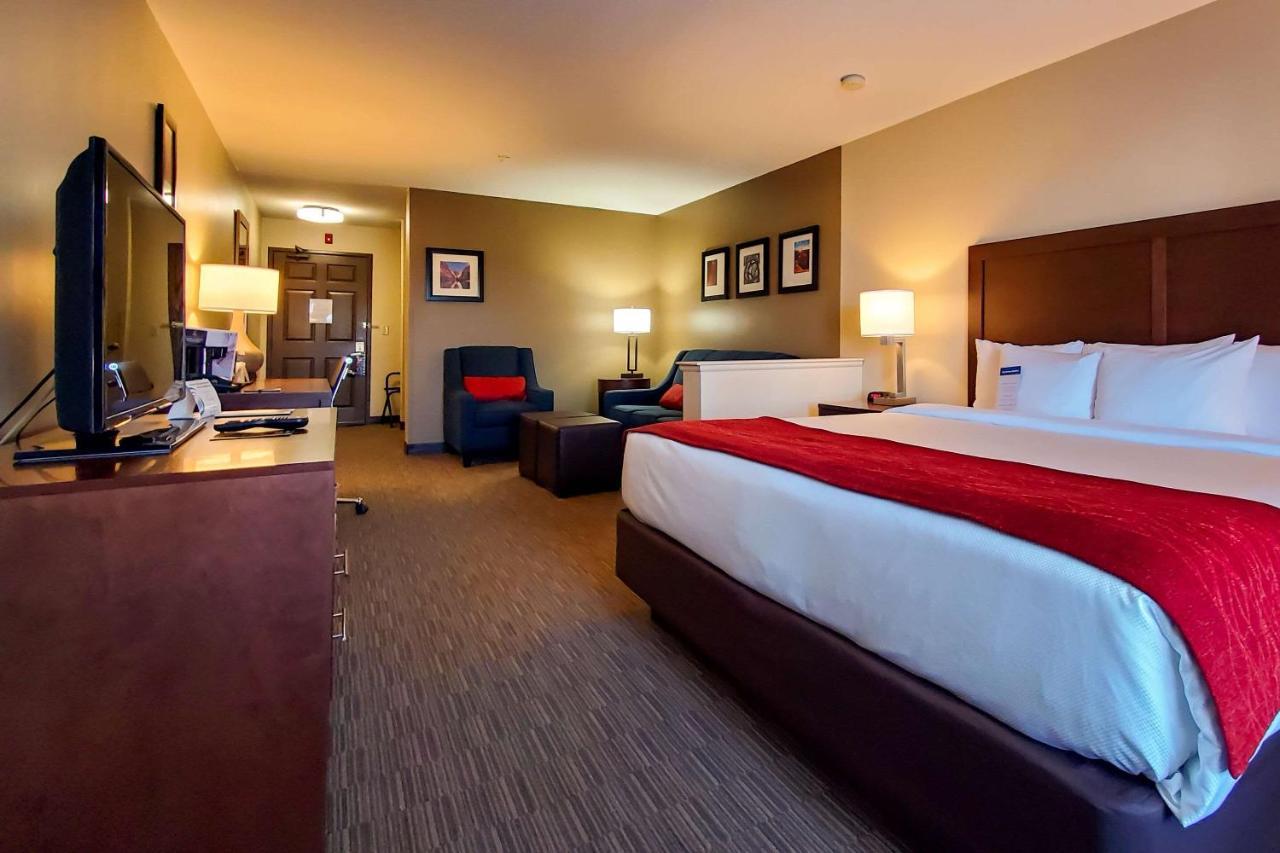 Comfort Inn & Suites Tempe Phoenix Sky Harbor Airport Екстер'єр фото