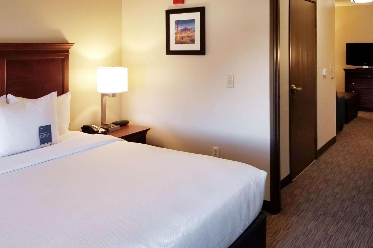 Comfort Inn & Suites Tempe Phoenix Sky Harbor Airport Екстер'єр фото