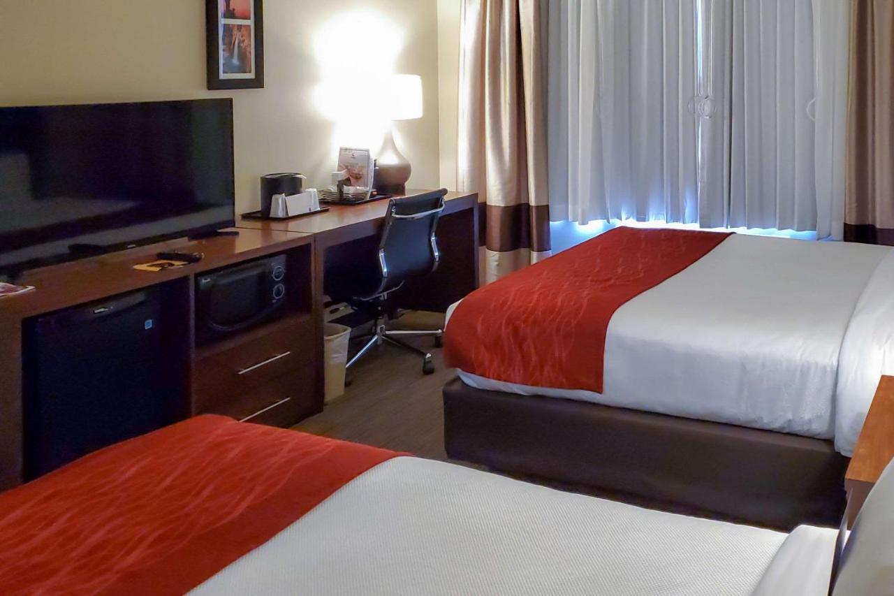 Comfort Inn & Suites Tempe Phoenix Sky Harbor Airport Екстер'єр фото